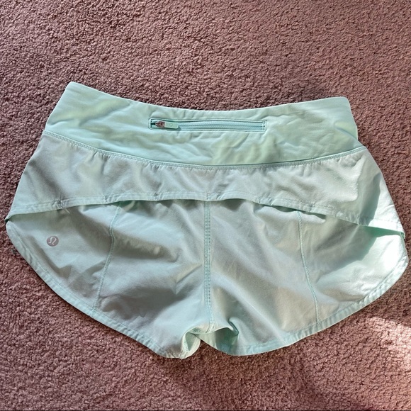 EUC Lululemon speed up low rise size 4 - Picture 2 of 4